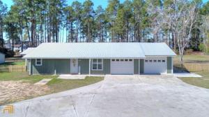 390 Lakeshore Way