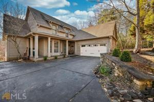 135 Woodstream Point