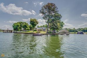 8950 Jackson Lake Rd