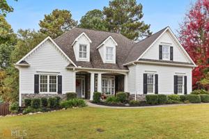513 Waterside Court