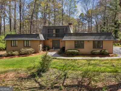 2401 Emerald Drive