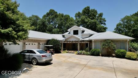 1381 Yacht Club Road