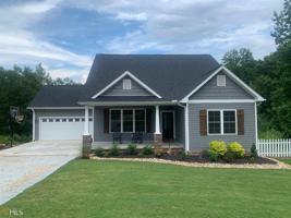241 Northpoint Cir