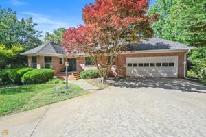180 Pine Tree Trace