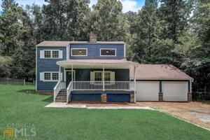903 Pine Circle