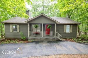 66 Chestnut Oak Point