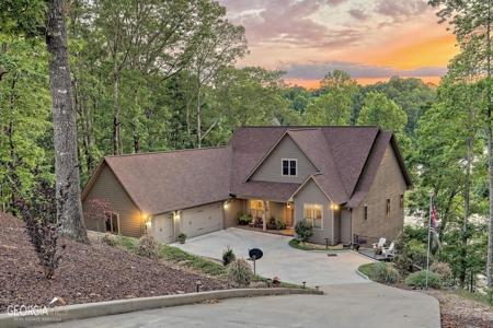 382 Forked Leaf Road