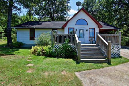 1173 Lakeland Drive