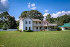 921 Pine Cir