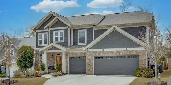 834 Commerce Trail