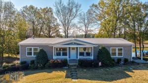 1181 Greenbriar Drive