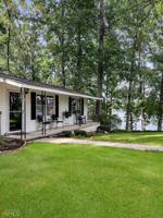 245 Lakeshore Drive Drive