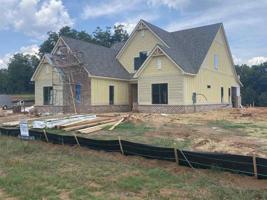 1061 Sunset Drive