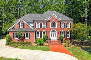 2312 Forest Dr