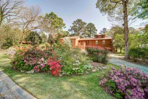 2762 Flagstaff Court