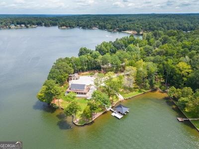 1045 Eagle Dr