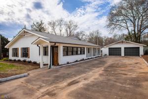 225 Pineywoods Road