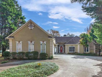 112 Pointe View Ct