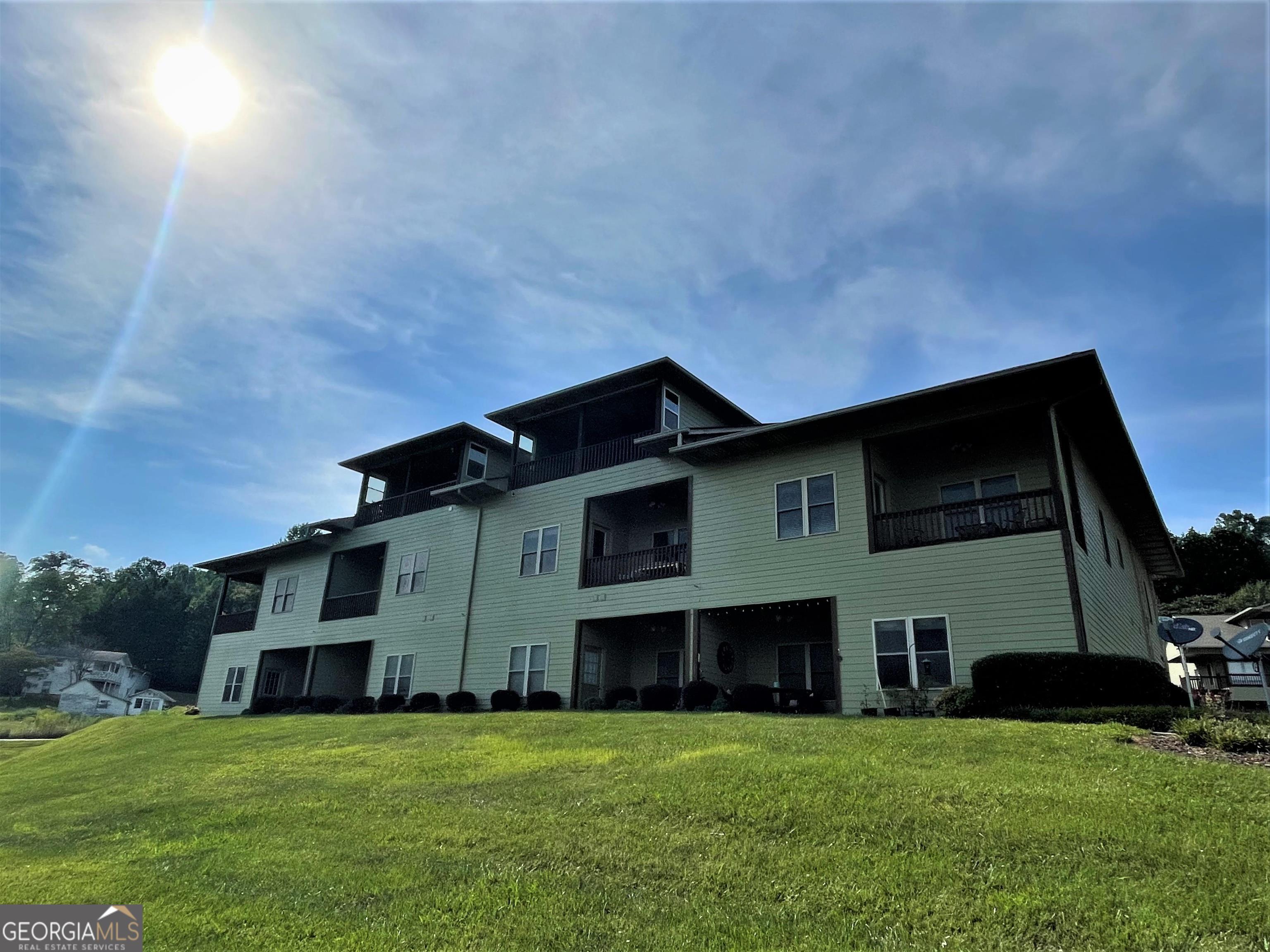 1724 A Watercrest Way, Young Harris, GA lhrmls01773646