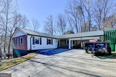 3527 Lakeview Drive, Gainesville GA 30501