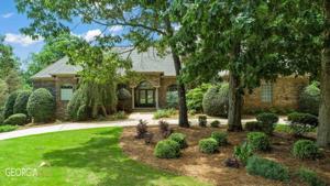 704 Laura Court