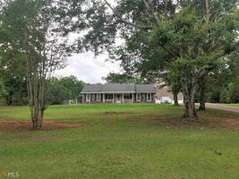 498 Waterview Dr