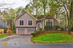 646 Wedgewood Drive