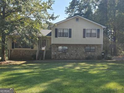821 Greenwood Trail SE, Conyers GA 30094