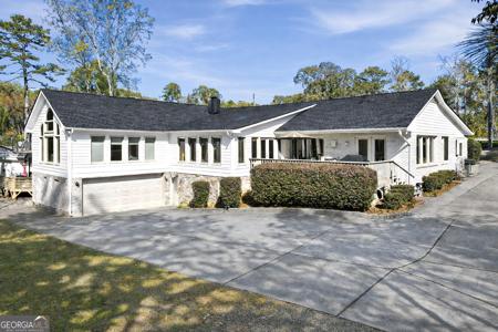 6558 Lanier Island Parkway, Buford GA 30518