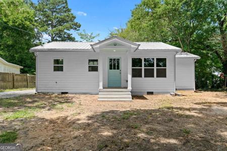 5233 Groovers Landing Road SE, Acworth GA 30101