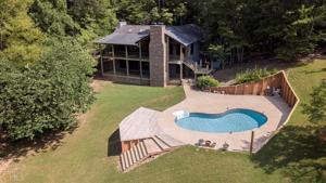 420 Helen Lane