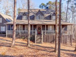 250 Hunters Trace