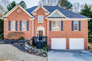 411 Ballymore Pass
