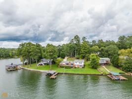 711 Ernest Gibson Road