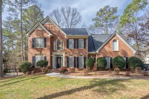 9155 Woodleaf Drive