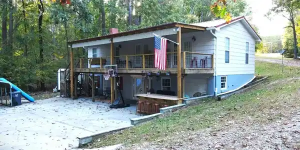 3104 Biscayne Drive