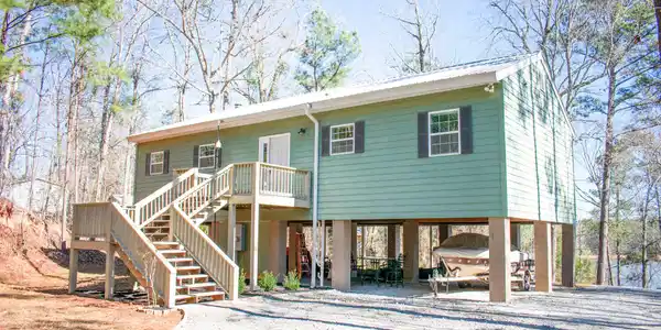 2786 Chapel Drive, Elberton GA 30635