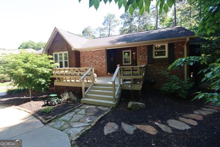 674 Ridgewood Drive, Hartwell GA 30643