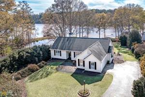 575 Harbour Shores Drive