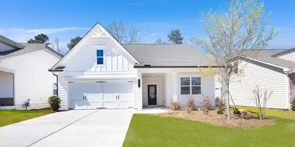 254 Hickory Bluffs Parkway