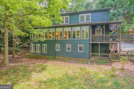 620 Greenleaf Dr