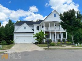 900 Woodbury Road