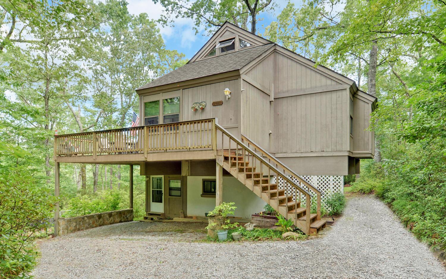 285 Bobcat Lane, Lakemont, GA lhrmls01718062