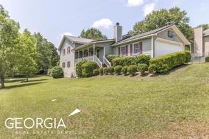 2761 Glen Echo Drive