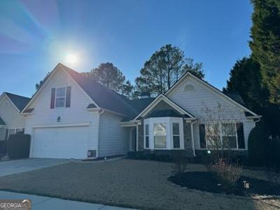1041 S Creek Drive