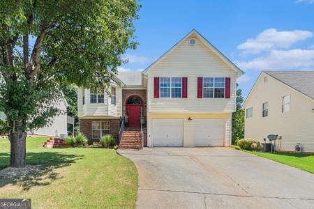 11688 Spring Lake Way, Fayetteville GA 30215