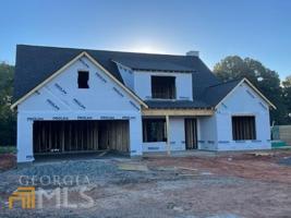 185 Loch Way