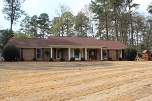 224 Baywood Cir