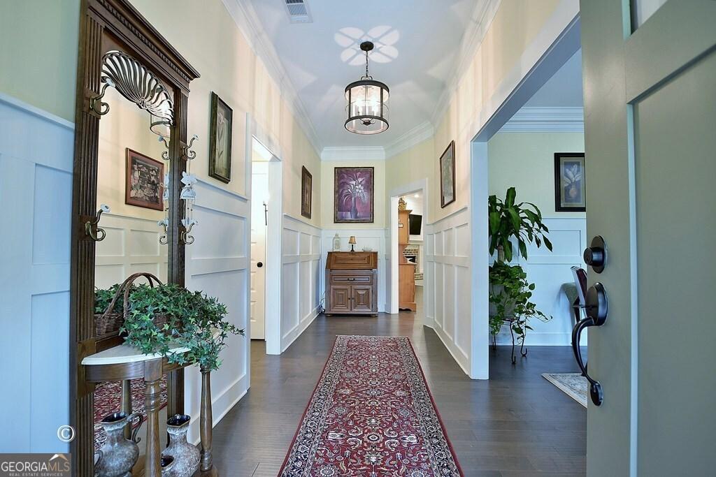 Image 2Entrance Foyer