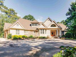 3432 S Bay Dr